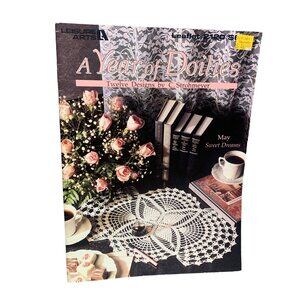 Leisure Arts A Year Of Doilies Twelve Designs By C. Strohmeyer